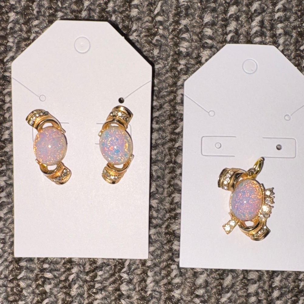 Set of Elegant Gold, Opal, Rhinestones Earrings AND Matching Pendant
